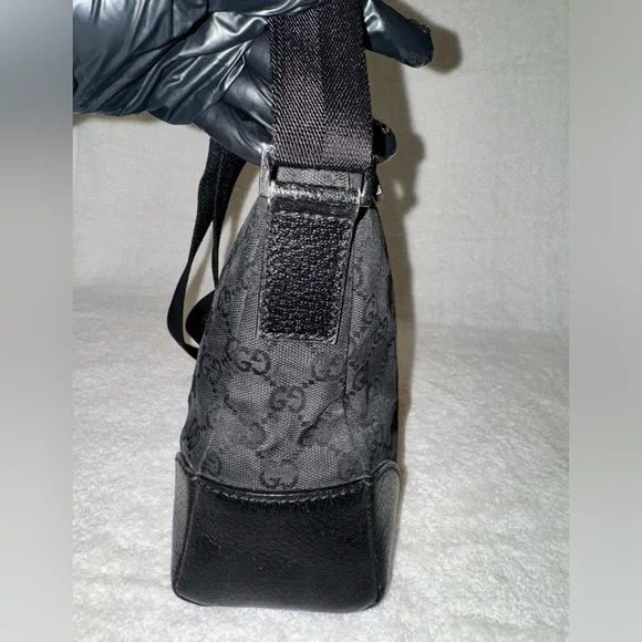 GUCCI GG Canvas/Leather Shoulder Bag Black. - Picture 6 of 15
